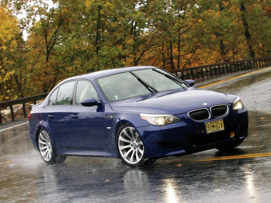 BMW M5 (US) '2004